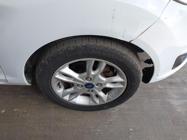 2015 FORD FIESTA ZET