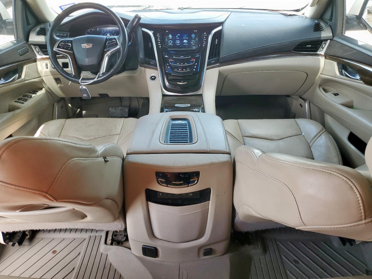 2018 Cadillac Escalade Premium Luxury VIN: 1GYS3CKJ4JR329038 Lot: 59240665