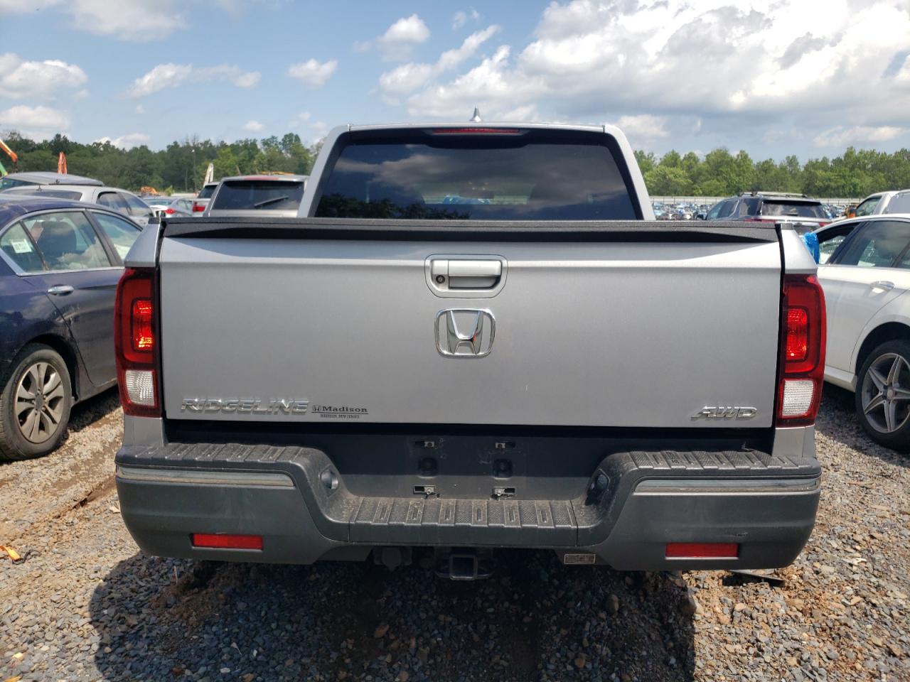 2019 Honda Ridgeline Sport VIN: 5FPYK3F10KB040377 Lot: 61388595