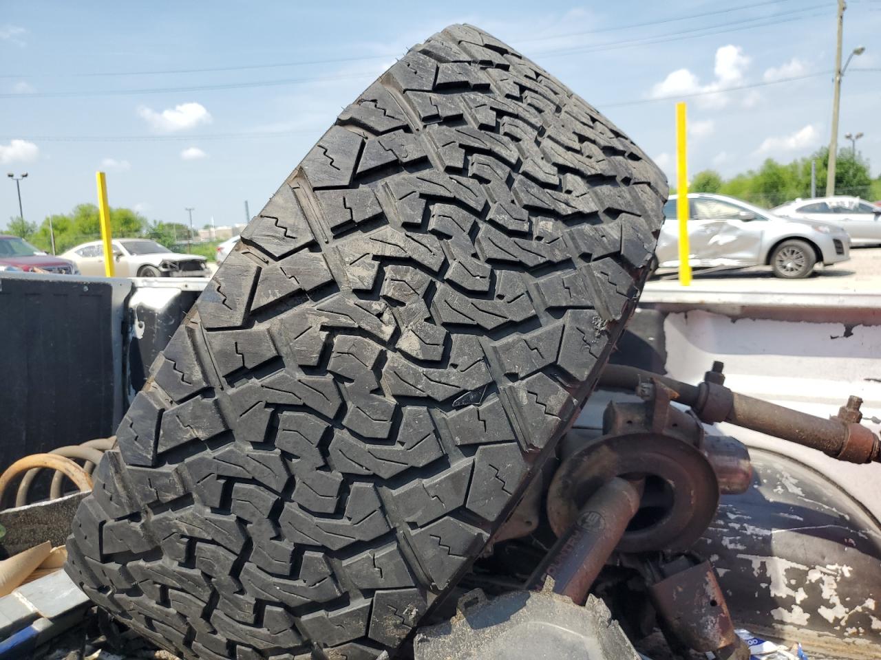 1999 Dodge Ram 2500 VIN: 3B7KF2362XG182518 Lot: 62145055