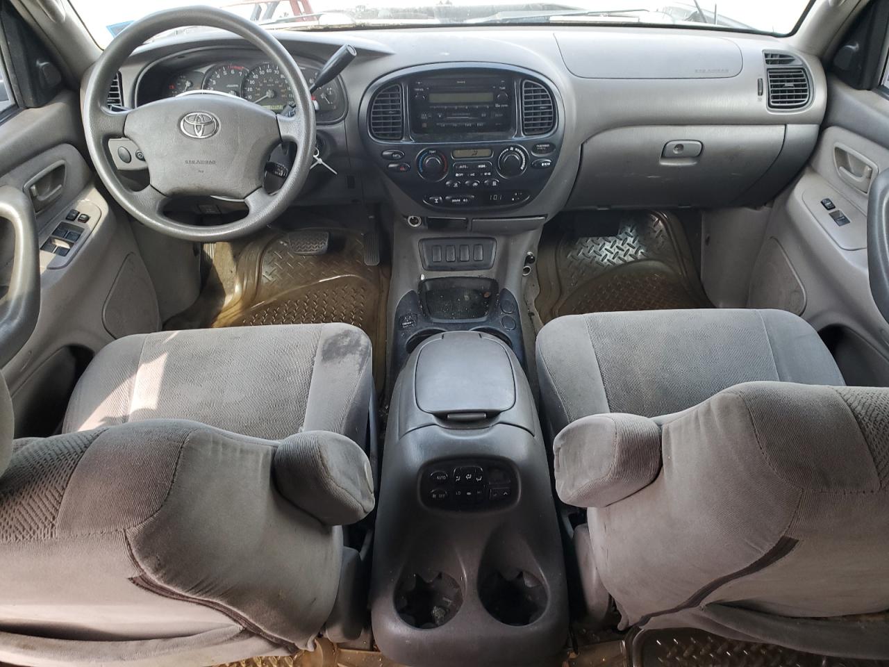 2005 Toyota Sequoia Sr5 VIN: 5TDBT44A05S250336 Lot: 62008565