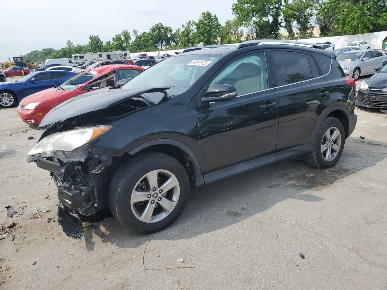 2015 Toyota Rav4 Xle for Sale in Bridgeton, MO - Front End