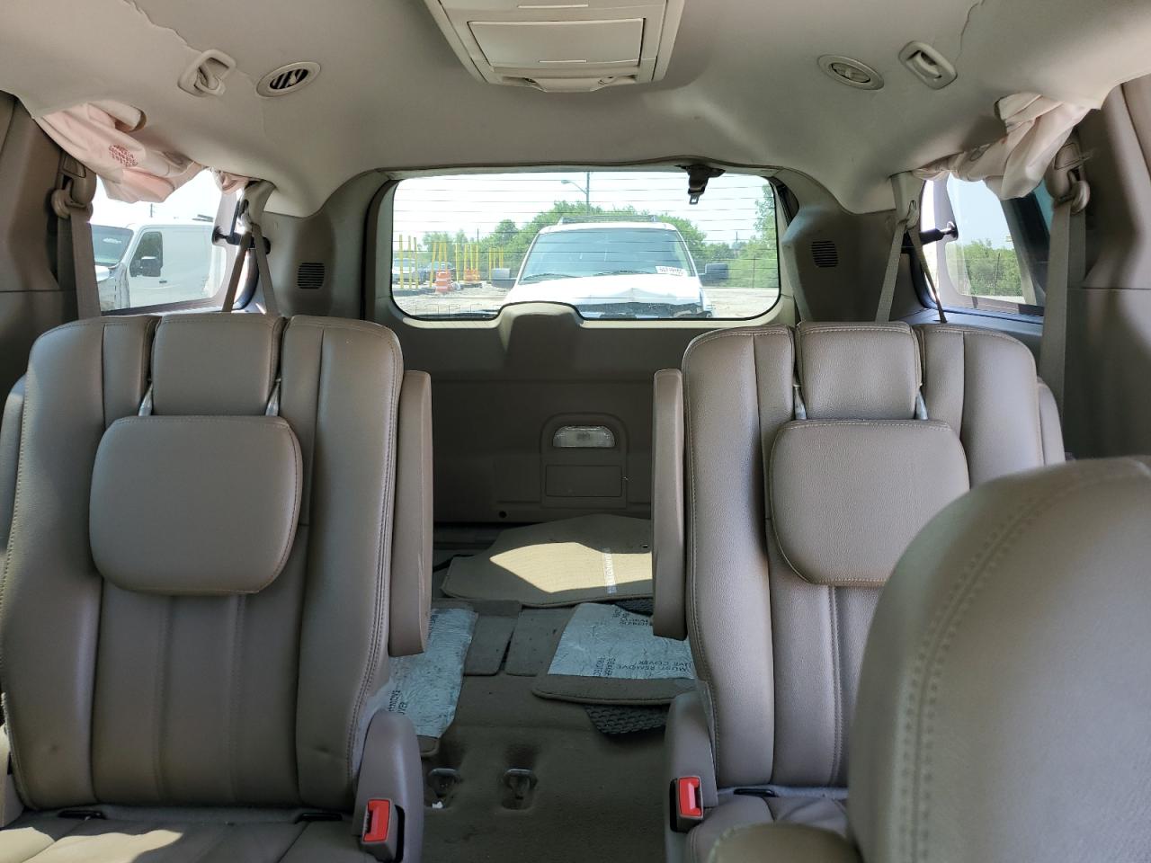 2015 Chrysler Town & Country Touring VIN: 2C4RC1BG7FR565214 Lot: 60509825