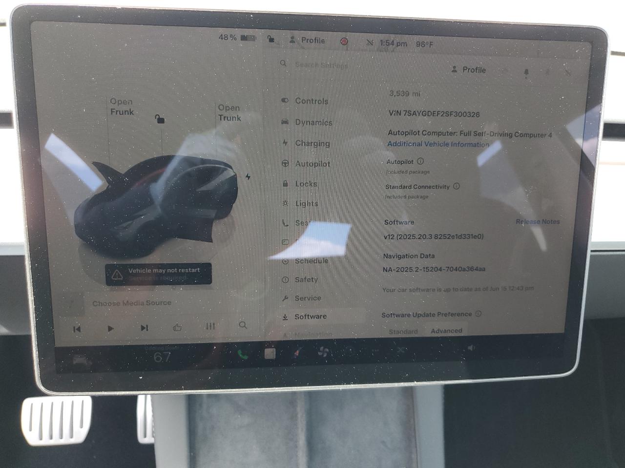 2025 Tesla Model Y VIN: 7SAYGDEF2SF300326 Lot: 63039455