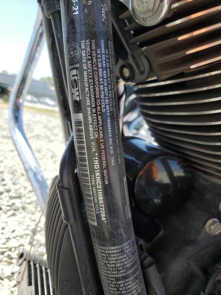 2017 Harley-Davidson Fltrx Road Glide VIN: 1HD1KHC31HB677284 Lot: 61871825