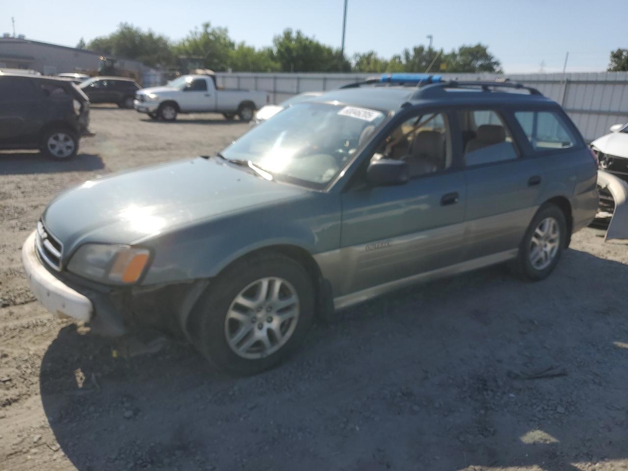 2001 Subaru Legacy Outback zu verkaufen in Sacramento, CA - Side