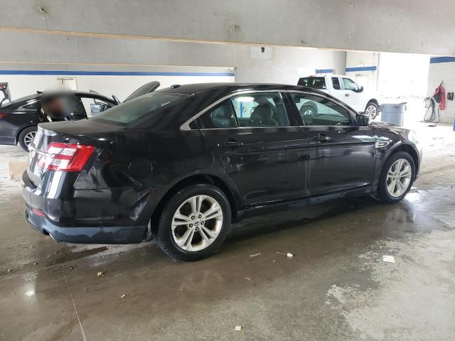  FORD TAURUS 2019 Czarny