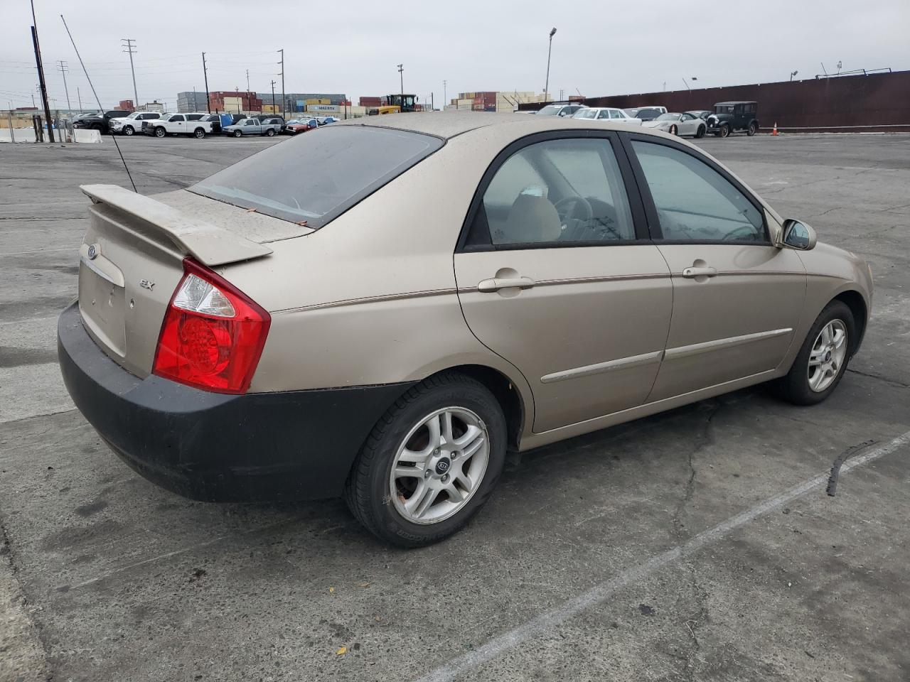 2004 Kia Spectra Lx beige null gas KNAFE122745043479 photo #4