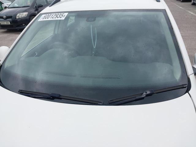 2011 VOLKSWAGEN GOLF SE BL