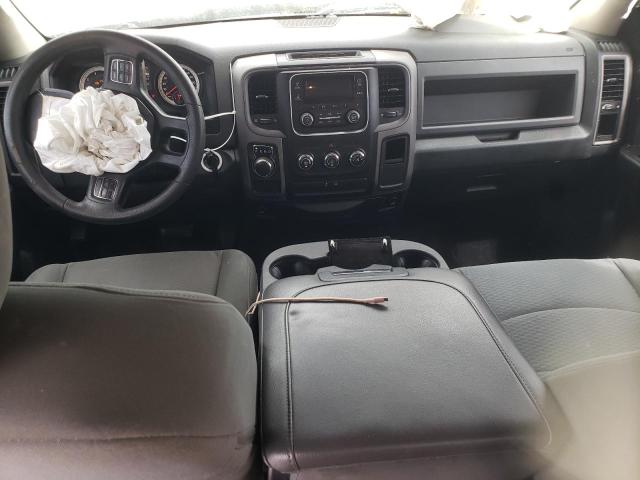 Pickups RAM 1500 2014 Srebrny