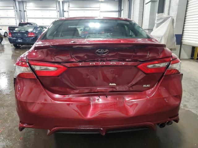  TOYOTA CAMRY 2018 Czerwony