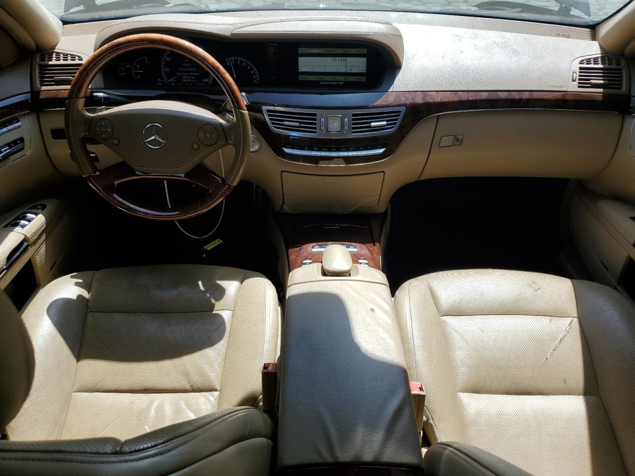 2010 Mercedes-Benz S 550 VIN: WDDNG7BB2AA345489 Lot: 62427105