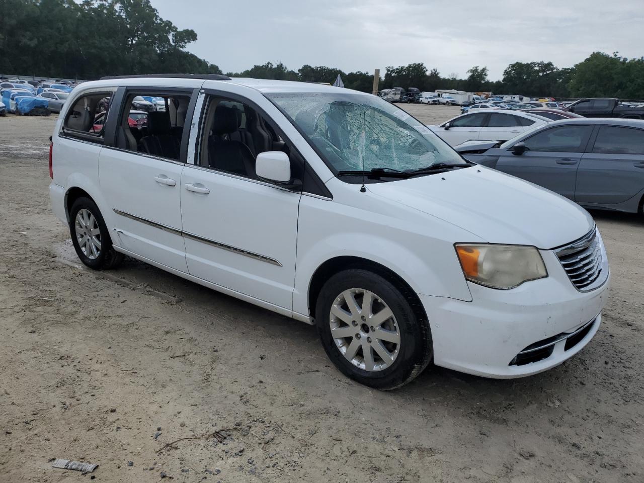 2014 Chrysler Town & Country Touring VIN: 2C4RC1BGXER343412 Lot: 63048115