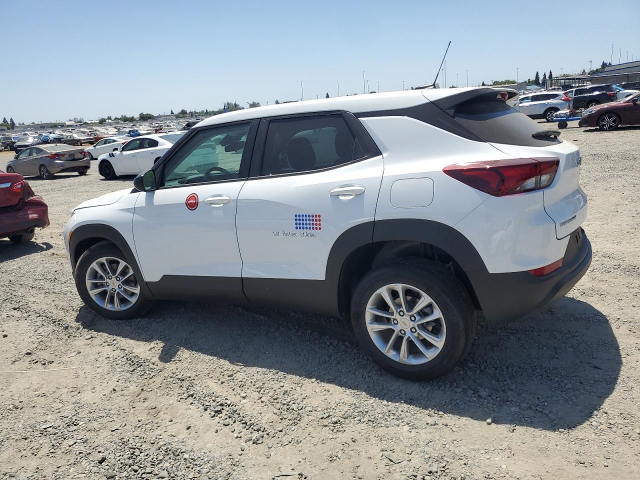 CHEVROLET TRAILBLZR 2025 VIN KL79MMSP1SB169199 photo 2