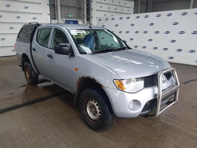 2009 MITSUBISHI L200 4WORK