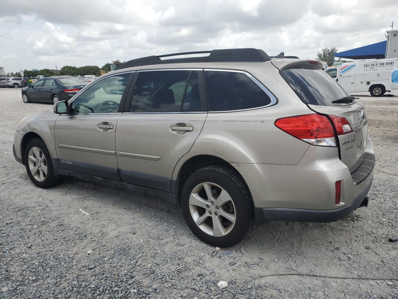 2014 Subaru Outback 2.5I Premium VIN: 4S4BRCCC8E3221191 Lot: 63076845