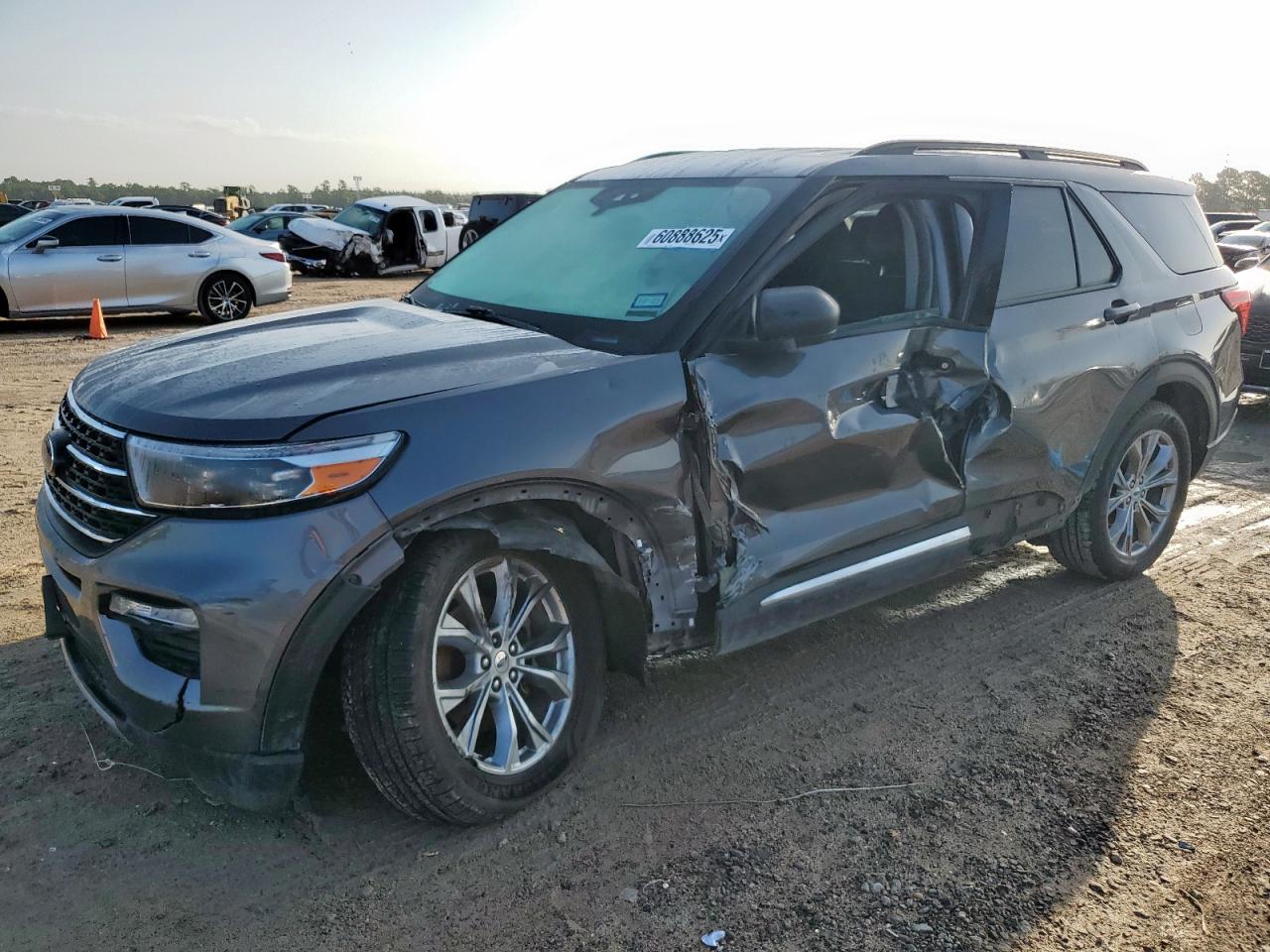2021 Ford Explorer Xlt for Sale in Houston, TX - Side