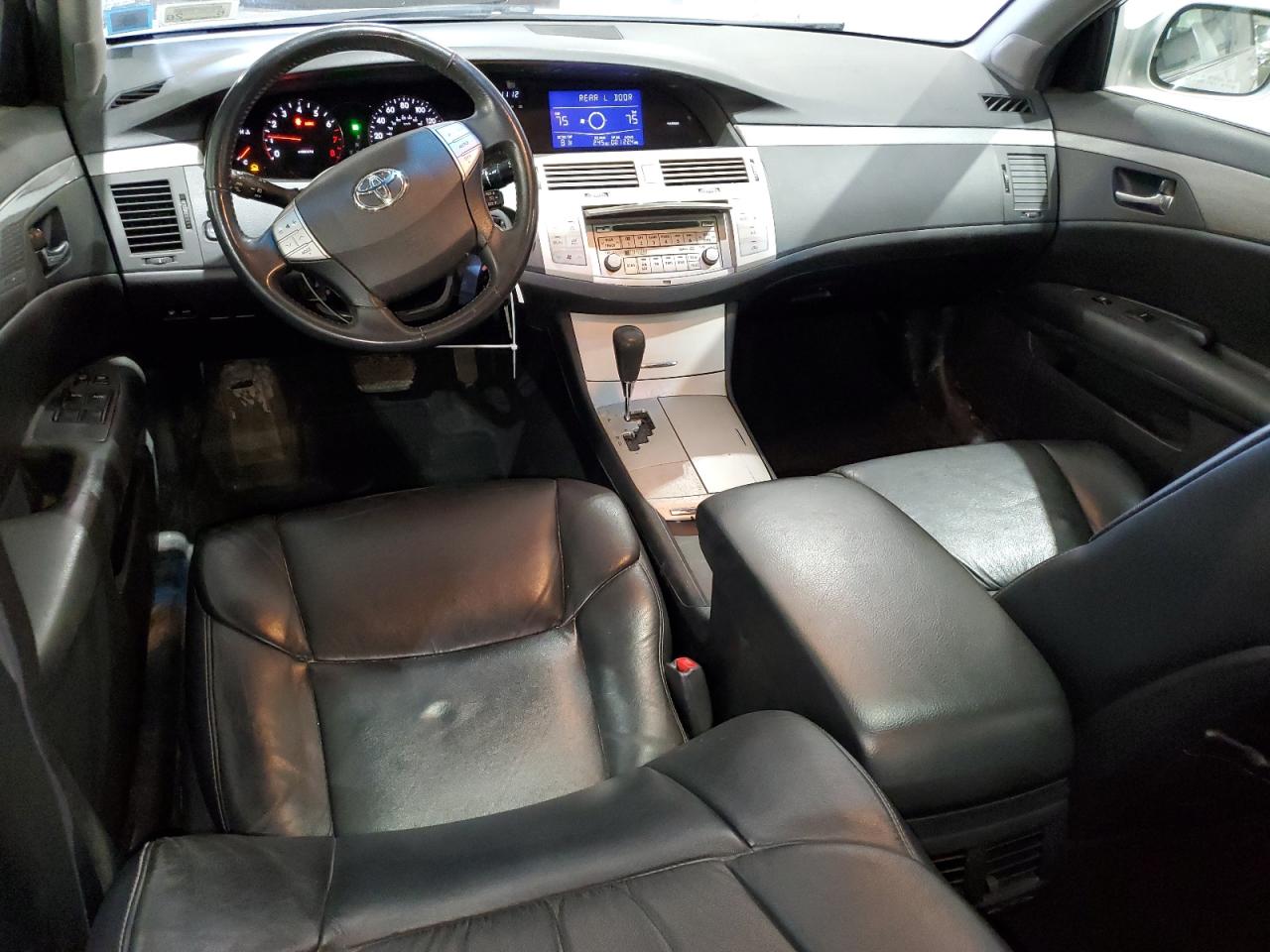 2005 Toyota Avalon Xl VIN: 4T1BK36B95U061985 Lot: 62497115