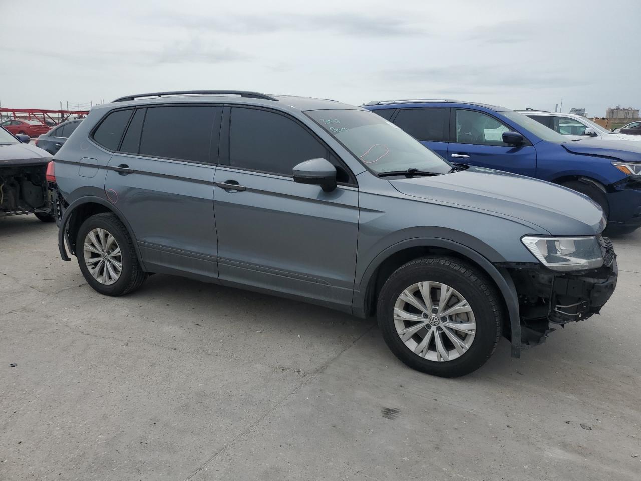 VOLKSWAGEN TIGUAN 2020 VIN 3VV1B7AX1LM152875 photo 4