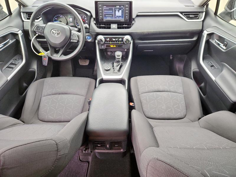  TOYOTA RAV4 2021 Srebrny