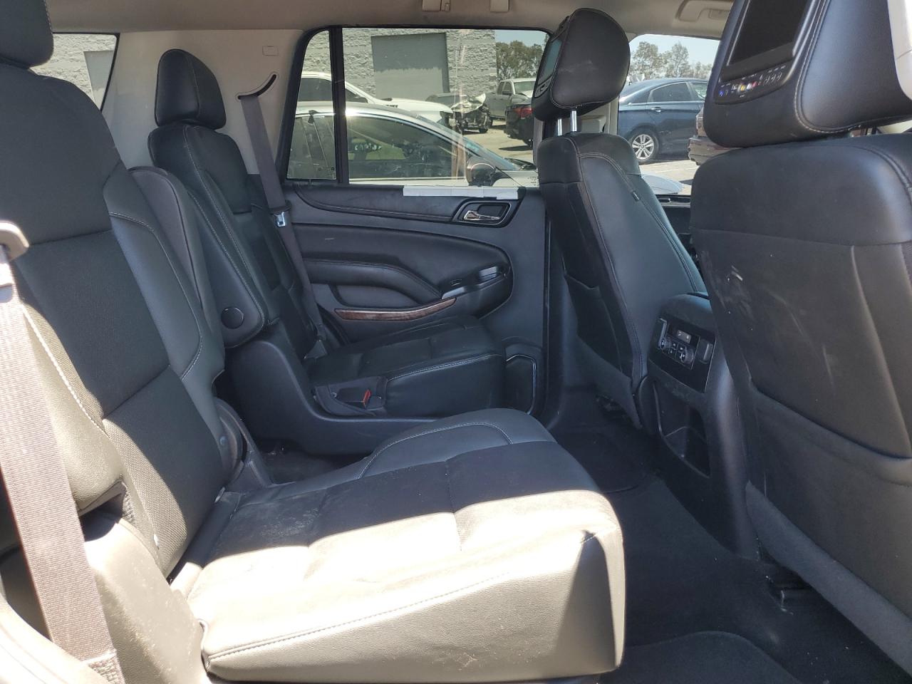 2017 Chevrolet Tahoe C1500 Premier VIN: 1GNSCCKC7HR241402 Lot: 63127315