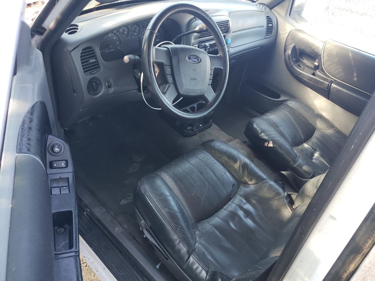 2011 Ford Ranger Super Cab VIN: 1FTLR4FE5BPB17290 Lot: 62096625