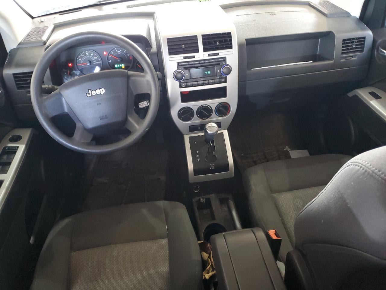 2008 Jeep Compass Sport VIN: 1J8FT47W08D566367 Lot: 61398575