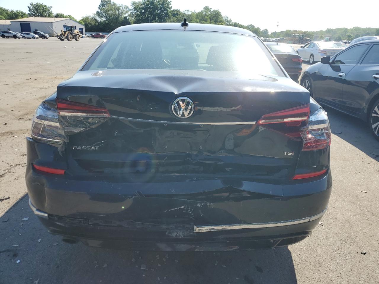 2017 Volkswagen Passat R-Line VIN: 1VWDT7A36HC023798 Lot: 61015175