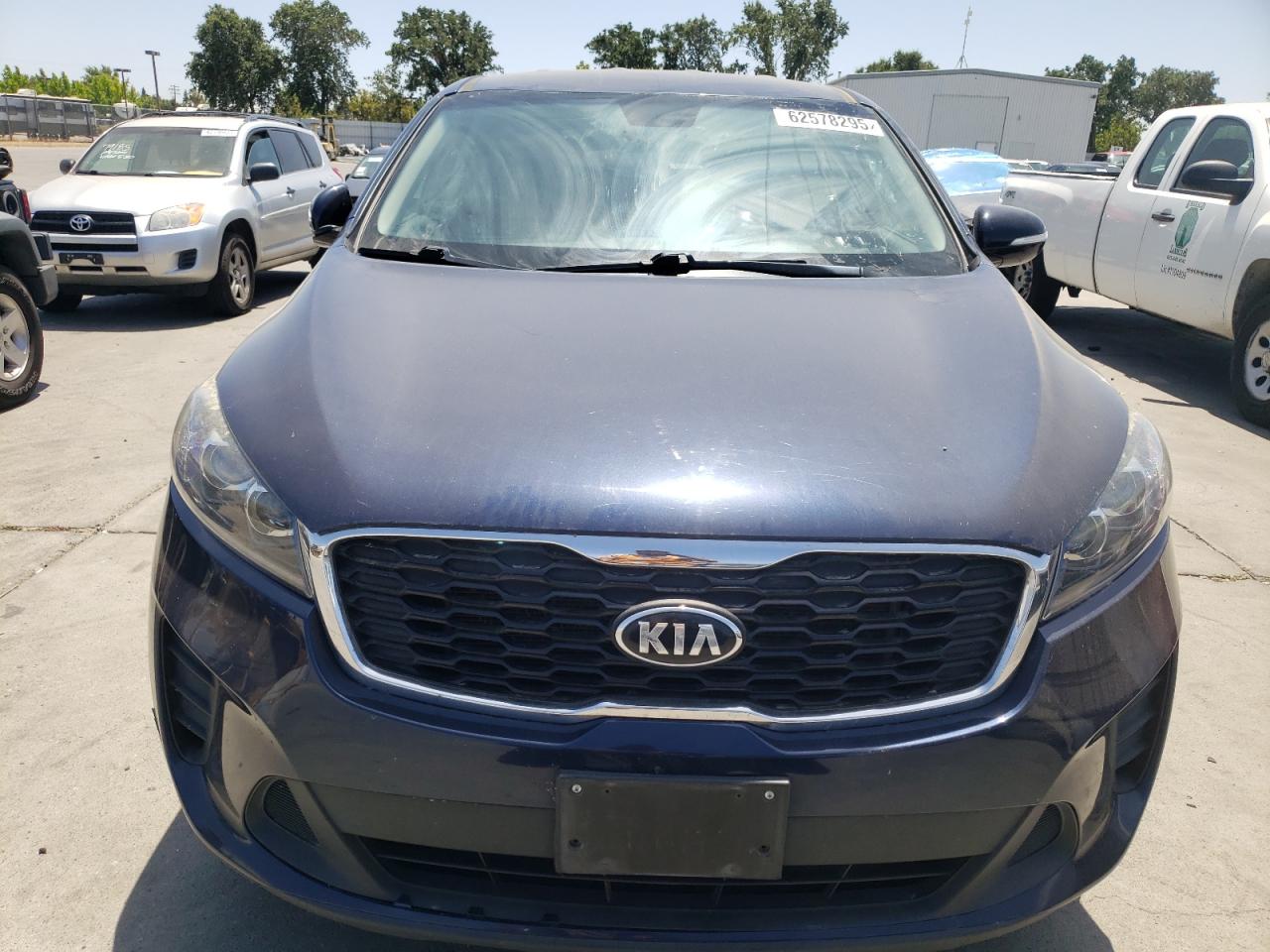 KIA SORENTO 2019 VIN 5XYPGDA53KG462903 фото 5
