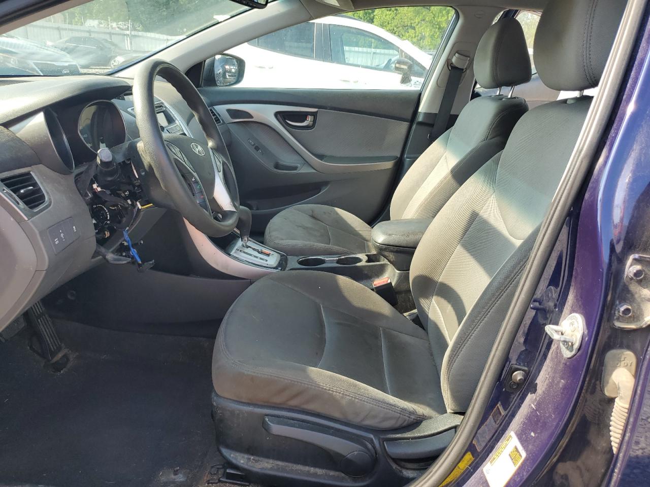 HYUNDAI ELANTRA 2012 VIN 5NPDH4AE7CH117223 фото 7
