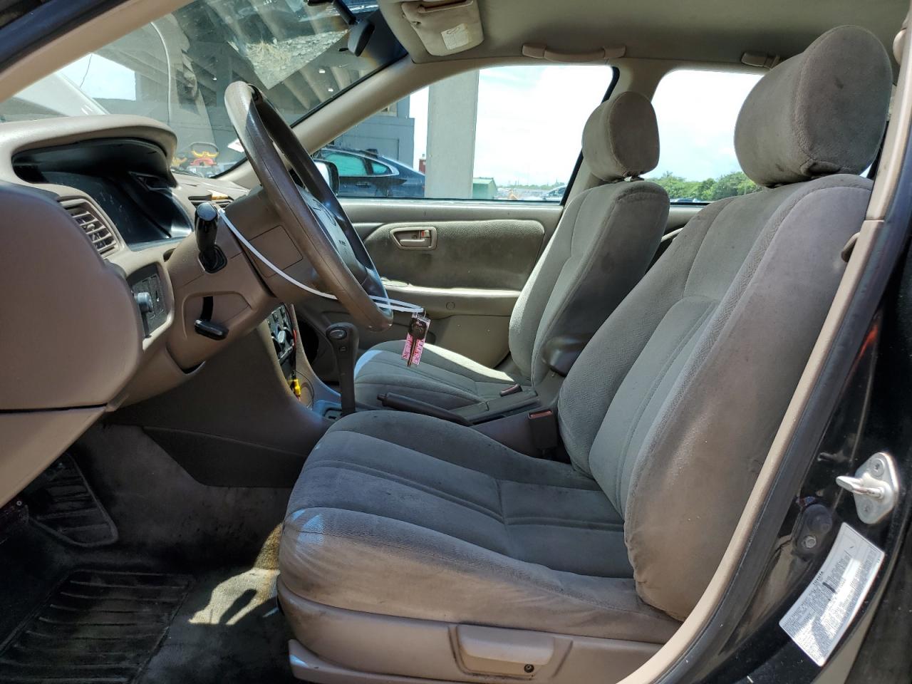 2000 Toyota Camry Ce VIN: 4T1BG22K5YU689760 Lot: 62493545