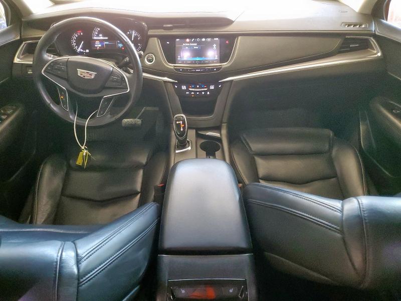 CADILLAC XT5 2017 Burgundy