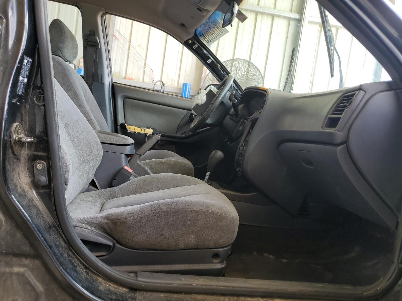 2002 Hyundai Elantra Gls VIN: KMHDN45D42U410619 Lot: 61380805