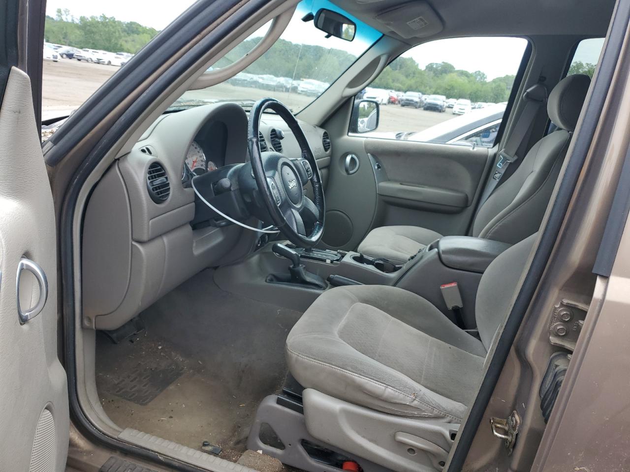 JEEP LIBERTY 2002 VIN 1J4GL58K22W120496 фото 7