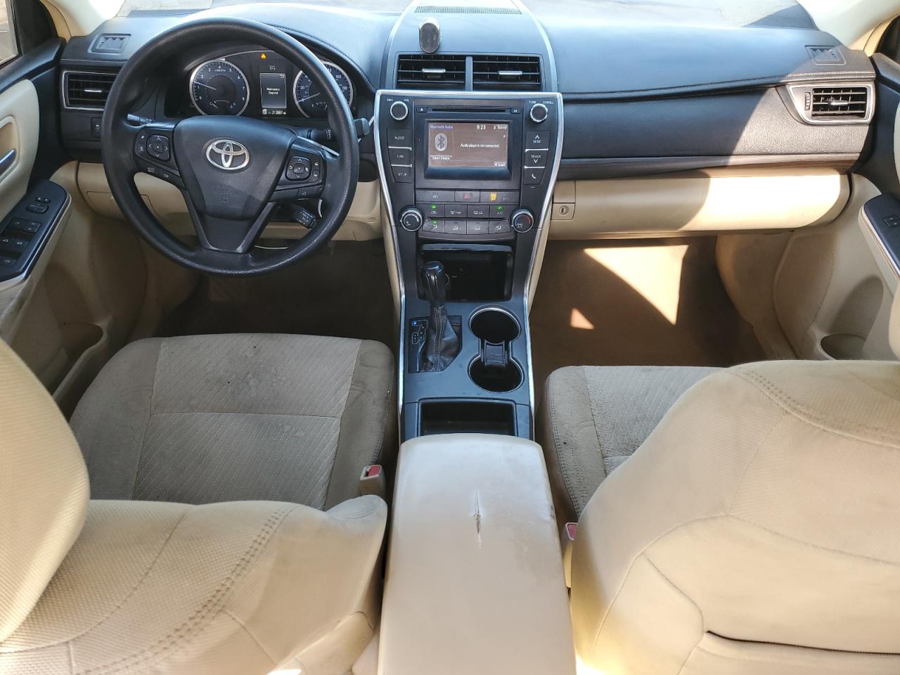 2016 Toyota Camry Le VIN: 4T1BF1FK8GU545190 Lot: 61655875