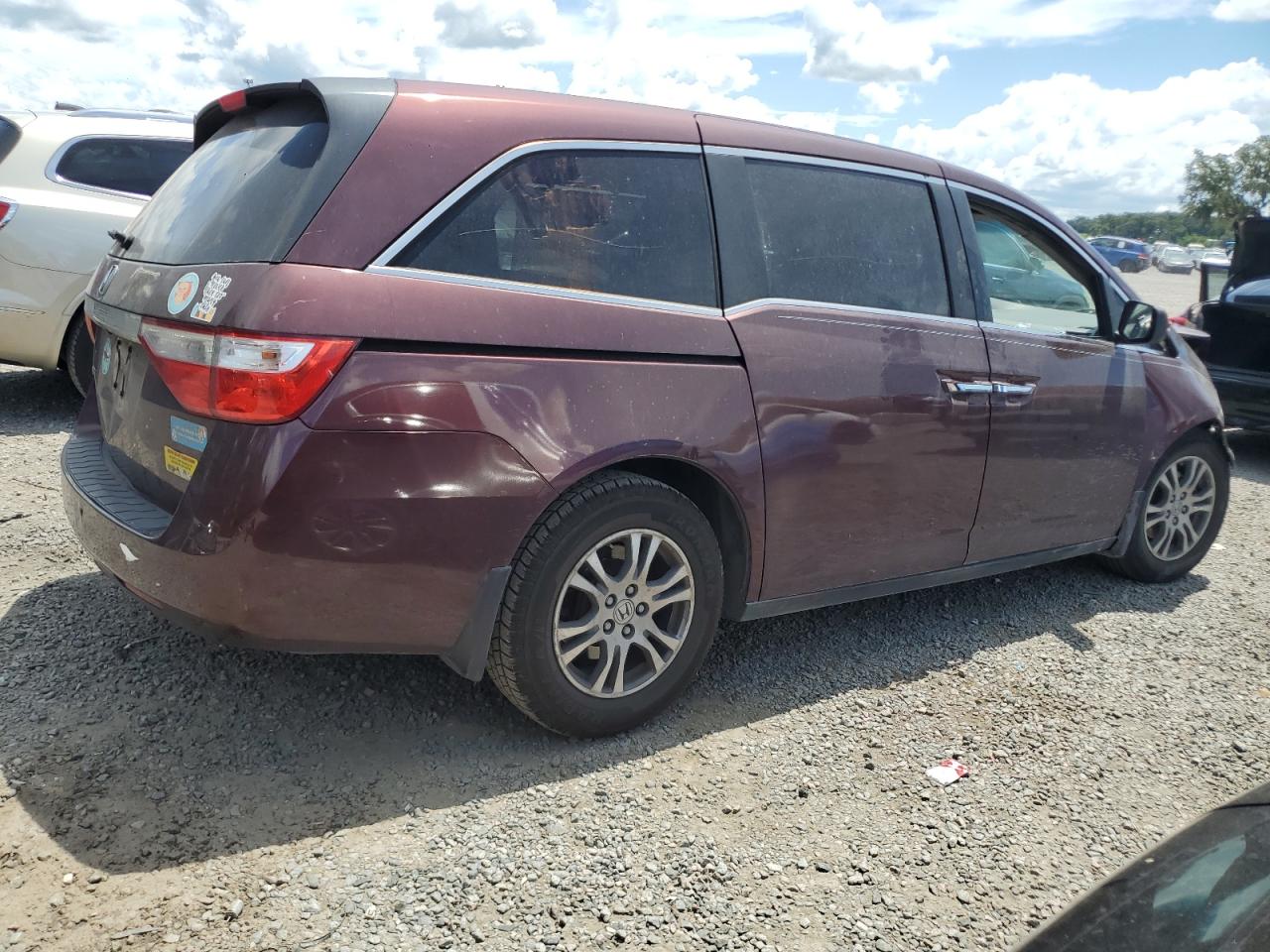 HONDA All Models 2012 VIN 5FNRL5H61CB115510 photo 3
