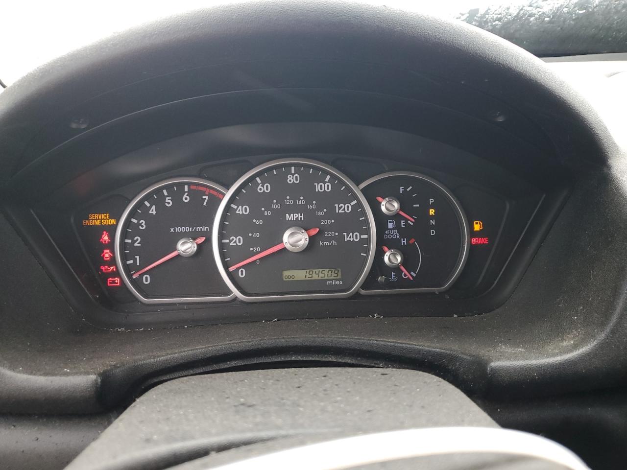 2004 Mitsubishi Endeavor Ls VIN: 4A4MM21S14E018106 Lot: 61355605