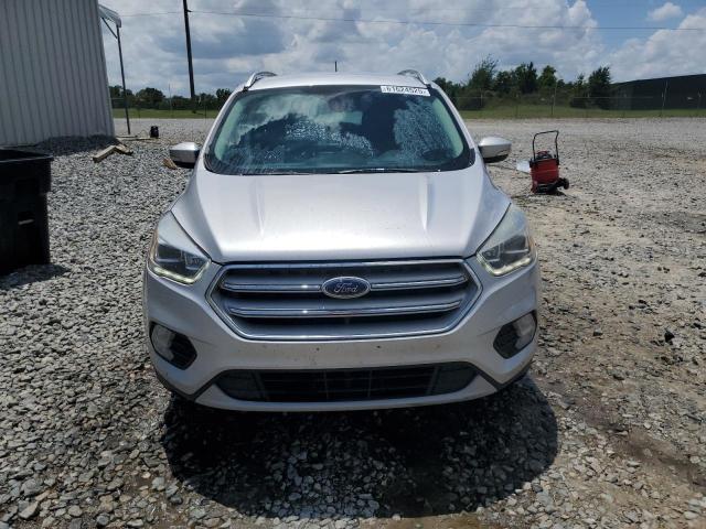  FORD ESCAPE 2018 Серебристый