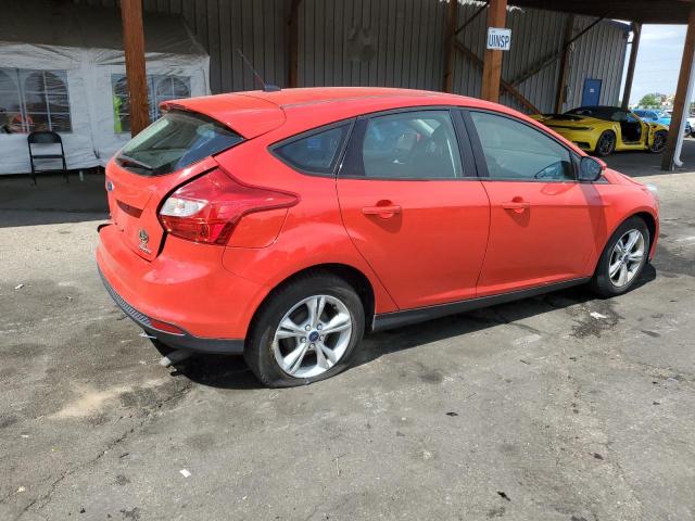 Hatchbacks FORD FOCUS 2014 Red