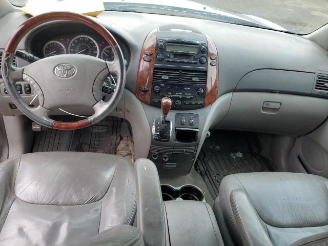 2004 TOYOTA SIENNA XLE  