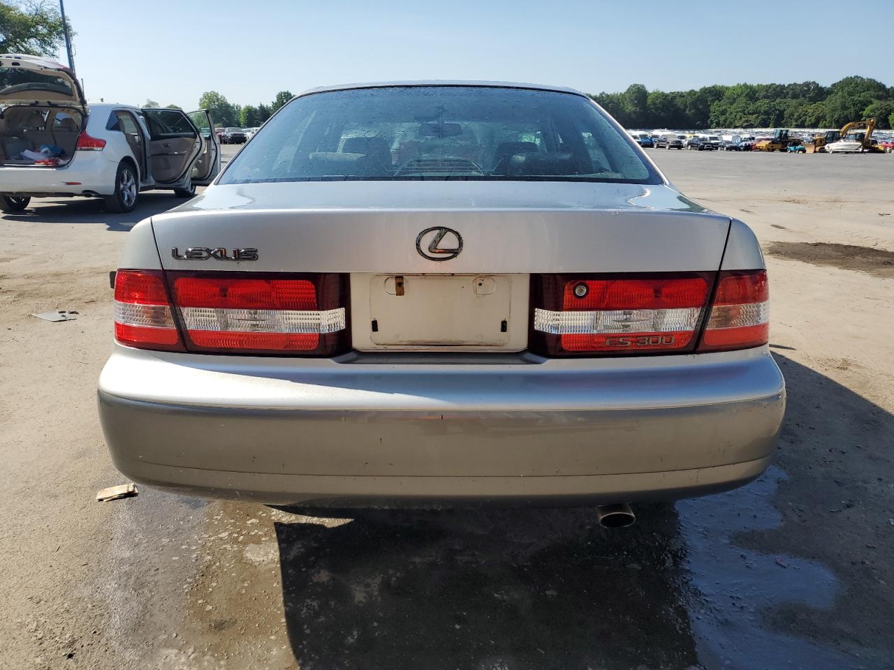 2000 Lexus Es 300 VIN: JT8BF28GXY5092638 Lot: 62011175