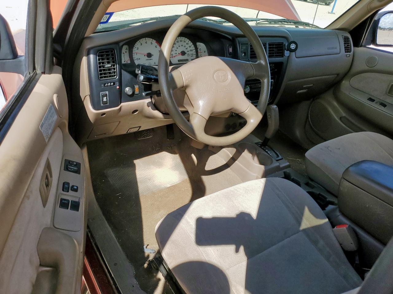 2002 Toyota Tacoma Xtracab Prerunner VIN: 5TESN92NX2Z011646 Lot: 62903555
