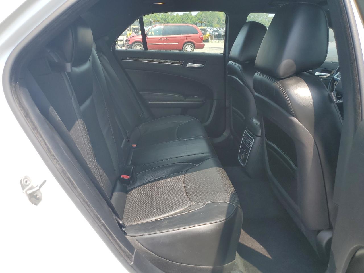2013 Chrysler 300C VIN: 2C3CCAET1DH541383 Lot: 62451565