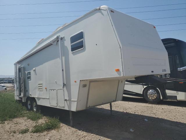 2000 Fleetwood Trailer  
