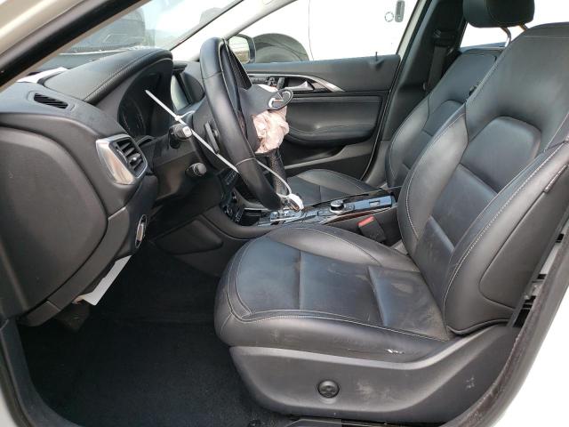  INFINITI QX30 2017 Белы