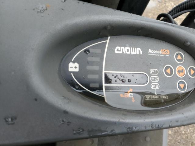  CROWN FORKLIFT 2014 Серый