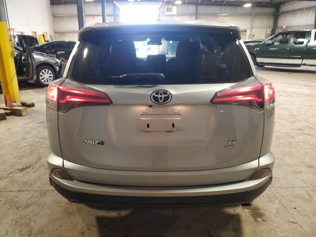  TOYOTA RAV4 2018 Srebrny