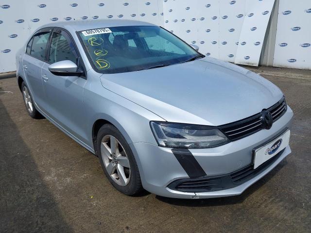 2013 VOLKSWAGEN JETTA SE B