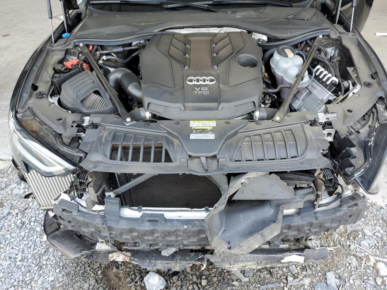 2022 Audi A8 L VIN: WAULDAF82NN005535 Lot: 60775415