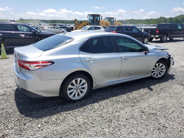  TOYOTA CAMRY 2020 Серебристый